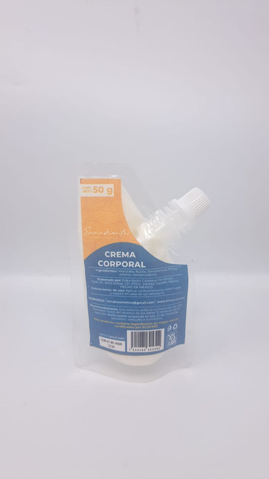 CREMA CORPORAL CON FILTRO SOLAR